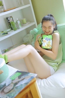 执笔画卿颜电视剧免费播放
